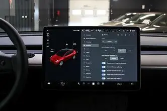 Tesla Model Y, 153 kW, elekter, automaat, nelikvedu