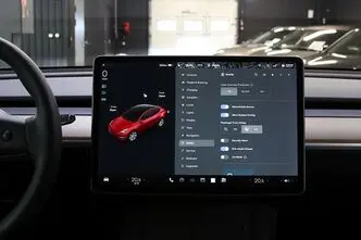 Tesla Model Y, 153 kW, elekter, automaat, nelikvedu