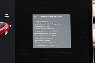 Tesla Model Y, 153 kW, elekter, automaat, nelikvedu