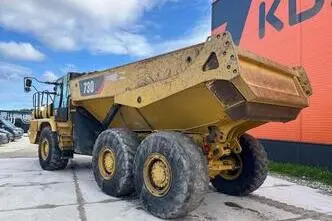 Caterpillar 730 6x6, 276 kW, дизель