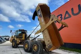 Caterpillar 730 6x6, 276 kW, дизель