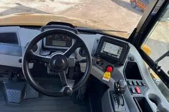 Caterpillar 730 6x6, 276 kW, дизель