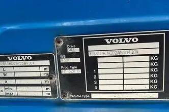 Volvo FM 9 300 6x2*4, 220 kW, дизель, автомат