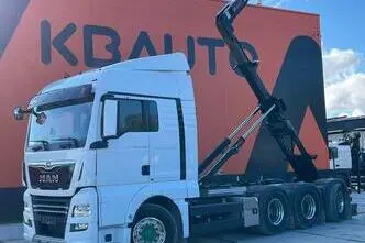 MAN TGX 35.580 8x4*4, 427 kW, дизель, автомат
