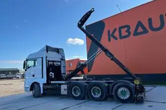MAN TGX 35.580 8x4*4, 427 kW, дизель, автомат