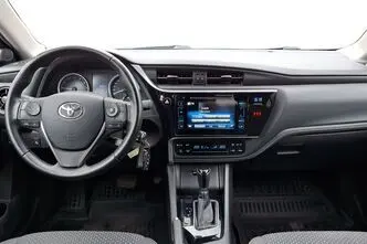 Toyota Corolla, 1.6, 97 kW, bensiin, automaat, esivedu