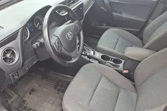 Toyota Corolla, 1.6, 97 kW, bensiin, automaat, esivedu