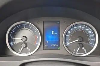 Toyota Corolla, 1.6, 97 kW, bensiin, automaat, esivedu