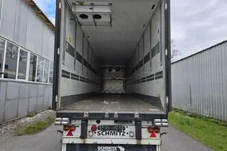 Schmitz Cargobull Sko 24/l-13.4 Fp 45 Cool CARRIER VECTOR 1950mt°
