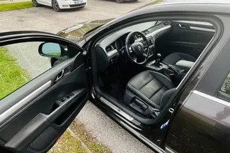 Škoda Superb, 2.0, 103 kW, diesel, manual, front-wheel drive