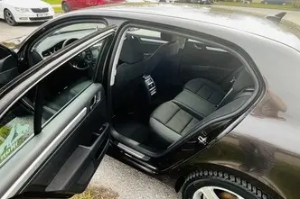 Škoda Superb, 2.0, 103 kW, diesel, manual, front-wheel drive