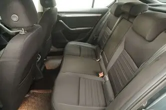 Škoda Octavia, 1.6, 85 kW, diisel, automaat, esivedu