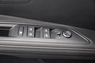Peugeot 5008, 1.2, 96 kW, bensiin, automaat, esivedu