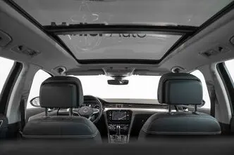 Volkswagen Passat, 1.4, 115 kW, plug-in hybrid, automatic, front-wheel drive