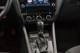 Škoda Octavia, 1.5, 110 kW, bensiin, automaat, esivedu