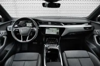 Audi e-tron, 300 kW, elekter, manuaal