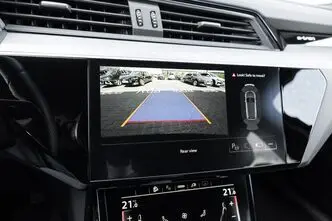 Audi e-tron, 300 kW, elekter, manuaal