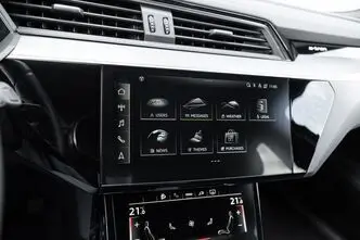 Audi e-tron, 300 kW, elekter, manuaal