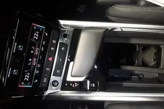 Audi Q8, 300 kW, electric, automatic, four-wheel drive