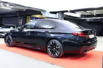 BMW 530, 3.0, 210 kW, hybrid, automatic, four-wheel drive