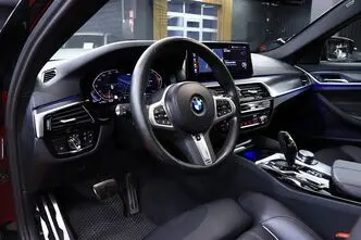 BMW 530, 3.0, 210 kW, hybrid, automatic, four-wheel drive