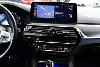 BMW 530, 3.0, 210 kW, hybrid, automatic, four-wheel drive