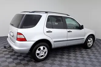 Mercedes-Benz ML 270, 2.7, 120 kW, diesel, automatic, four-wheel drive