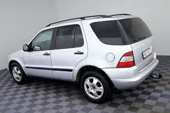 Mercedes-Benz ML 270, 2.7, 120 kW, diesel, automatic, four-wheel drive