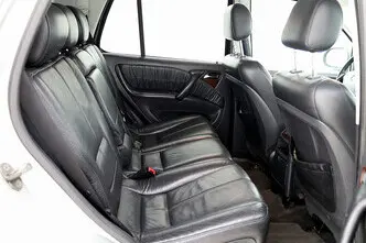 Mercedes-Benz ML 270, 2.7, 120 kW, diesel, automatic, four-wheel drive