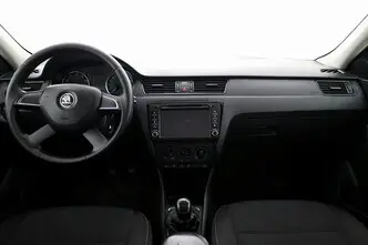 Škoda Rapid, 1.2, 77 kW, бензин, механическая, передний привод