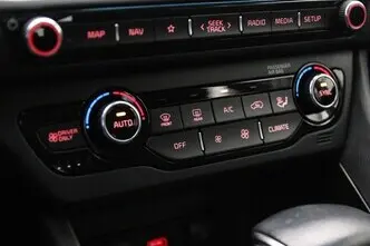 Kia Niro, 1.6, 77 kW, hübriid, automaat, esivedu