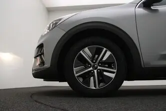 Kia Niro, 1.6, 77 kW, hübriid, automaat, esivedu