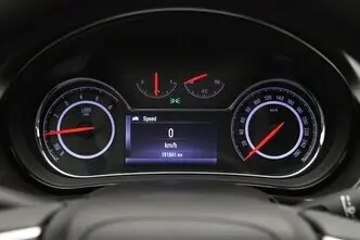 Opel Insignia, 2.0, 103 kW, diisel, manuaal, esivedu