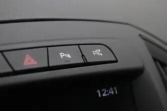 Opel Insignia, 2.0, 103 kW, diisel, manuaal, esivedu