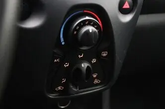 Toyota Aygo, 1.0, 53 kW, bensiin, manuaal, esivedu