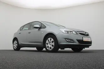 Opel Astra, 1.4, 88 kW, bensiin, manuaal, esivedu