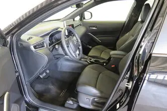Toyota Corolla Cross, 1.8, 72 kW, hybrid, automatic, front-wheel drive