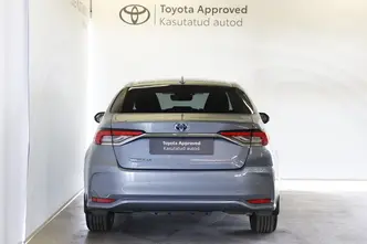 Toyota Corolla, 1.8, 72 kW, hybrid, automatic, front-wheel drive