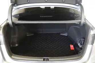 Toyota Corolla, 1.8, 72 kW, hybrid, automatic, front-wheel drive
