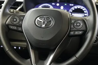 Toyota Corolla, 1.8, 72 kW, hybrid, automatic, front-wheel drive
