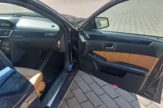 Mercedes-Benz E 350, 3.0, 170 kW, diesel, automatic, four-wheel drive