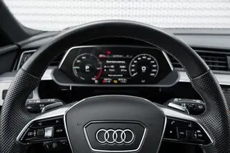 Audi e-tron, 370 kW, elekter, automaat, nelikvedu
