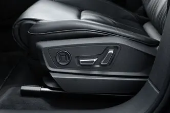 Audi e-tron, 370 kW, elekter, automaat, nelikvedu