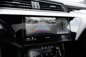 Audi e-tron, 370 kW, elekter, automaat, nelikvedu