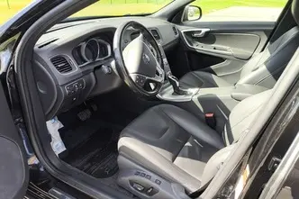 Volvo V60, 2.0, 140 kW, diisel, automaat, esivedu