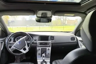 Volvo V60, 2.0, 140 kW, diisel, automaat, esivedu