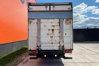 MAN TGL 12.240 4x2, 176 kW, дизель, механическая