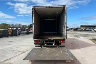 MAN TGL 12.240 4x2, 176 kW, дизель, механическая
