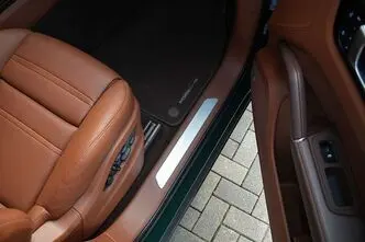 Porsche Cayenne, 3.0, 340 kW, hübriid, automaat, nelikvedu