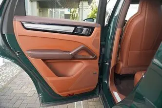 Porsche Cayenne, 3.0, 340 kW, hübriid, automaat, nelikvedu